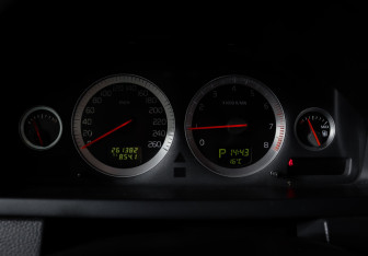 Подержанный автомобиль Volvo XC90 2011 года (11 фото)