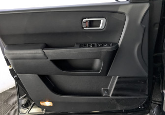 Подержанный автомобиль Honda Pilot 2012 года (19 фото)