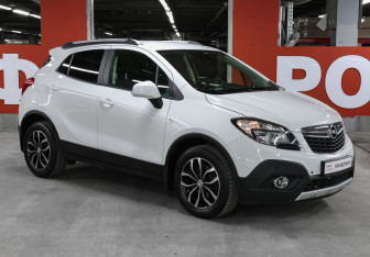 Подержанный автомобиль Opel Mokka 2015 года (3 фото)