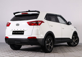 Подержанный автомобиль Hyundai Creta 2016 года (3 фото)