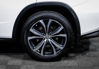 Подержанный автомобиль Lexus RX 2016 года (15 фото)