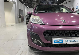 Подержанный автомобиль Peugeot 107 2012 года (7 фото)