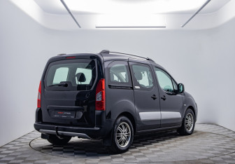 Подержанный автомобиль Citroen Berlingo 2012 года (5 фото)