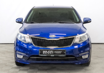 Подержанный автомобиль Kia Rio Sedan 2016 года (2 фото)