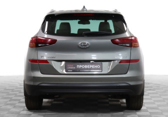 Подержанный автомобиль Hyundai Tucson 2019 года (6 фото)