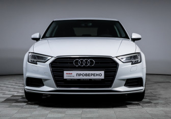 Подержанный автомобиль Audi A3 Sedan 2019 года (2 фото)