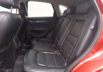 Подержанный автомобиль Mazda CX-5 2019 года (11 фото)