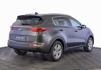 Подержанный автомобиль Kia Sportage 2018 года (5 фото)