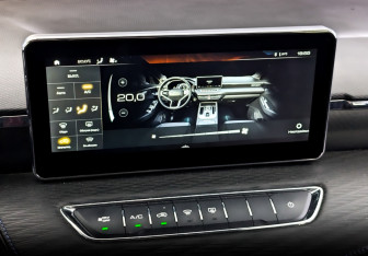 Подержанный автомобиль Haval Jolion 2023 года (25 фото)