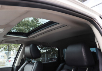 Подержанный автомобиль Mazda CX-9 2012 года (13 фото)