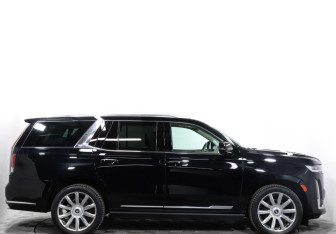 Подержанный автомобиль Cadillac Escalade Suv 2021 года (4 фото)