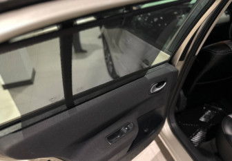 Подержанный автомобиль Renault Megane Sedan 2008 года (12 фото)