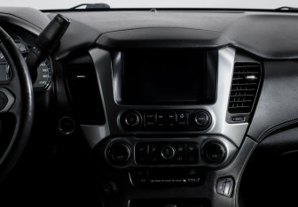 Подержанный автомобиль Chevrolet Tahoe 2016 года (13 фото)