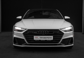 Подержанный автомобиль Audi A7 2020 года (2 фото)