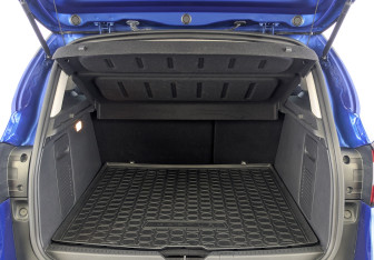 Подержанный автомобиль Renault Kaptur 2021 года (10 фото)