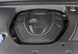 Подержанный автомобиль Geely Tugella 2022 года (9 фото)