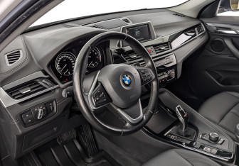 Подержанный автомобиль BMW X2 2019 года (15 фото)