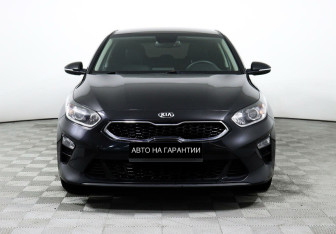 Подержанный автомобиль Kia Ceed Hatchback 2020 года (2 фото)