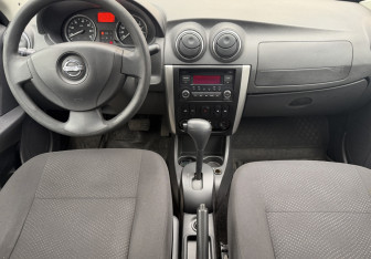 Подержанный автомобиль Nissan Almera Sedan 2014 года (5 фото)