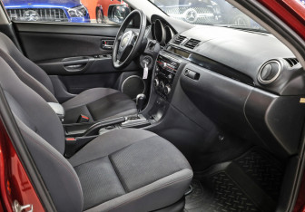 Подержанный автомобиль Mazda 3 Sedan 2008 года (11 фото)