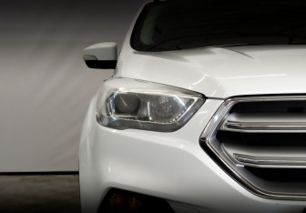 Подержанный автомобиль Ford Kuga 2017 года (18 фото)