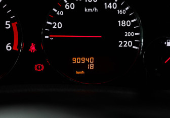 Подержанный автомобиль Nissan Pathfinder 2010 года (11 фото)