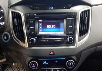 Подержанный автомобиль Hyundai Creta 2017 года (13 фото)