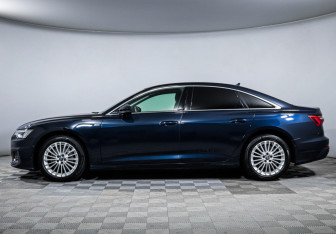 Подержанный автомобиль Audi A6 Sedan 2019 года (8 фото)