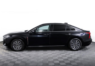 Подержанный автомобиль Hongqi H5 2023 года (8 фото)