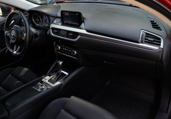 Подержанный автомобиль Mazda 6 Sedan 2018 года (7 фото)