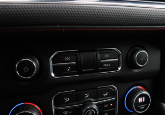 Подержанный автомобиль Chevrolet Tahoe 2024 года (22 фото)