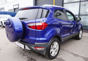 Подержанный автомобиль Ford EcoSport 2015 года (5 фото)