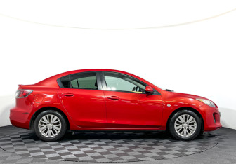 Подержанный автомобиль Mazda 3 Sedan 2012 года (4 фото)
