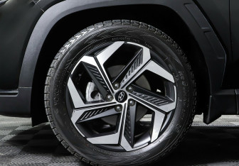 Подержанный автомобиль Hyundai Tucson 2022 года (9 фото)