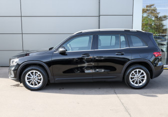 Подержанный автомобиль Mercedes-Benz GLB 2020 года (8 фото)
