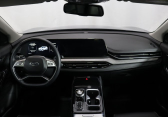 Подержанный автомобиль JAC JS6 2023 года (14 фото)