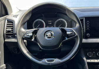Подержанный автомобиль Skoda Karoq 2021 года (12 фото)