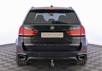 Подержанный автомобиль BMW X5 2017 года (6 фото)