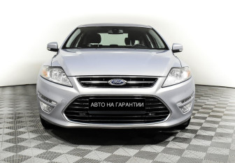 Подержанный автомобиль Ford Mondeo Sedan 2012 года (2 фото)