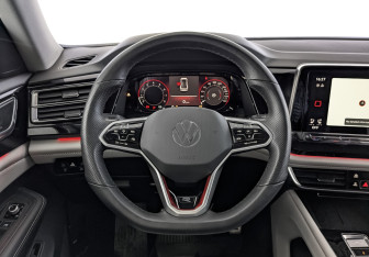 Подержанный автомобиль Volkswagen Teramont 2023 года (22 фото)