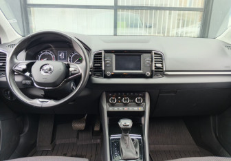 Подержанный автомобиль Skoda Karoq 2020 года (12 фото)