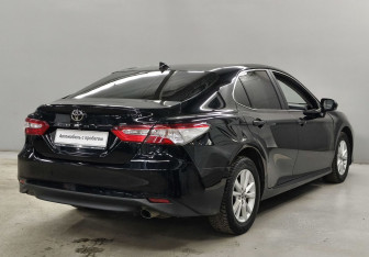 Подержанный автомобиль Audi A6 Sedan 2014 года (5 фото)