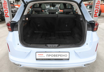 Подержанный автомобиль Exeed LX 2023 года (10 фото)