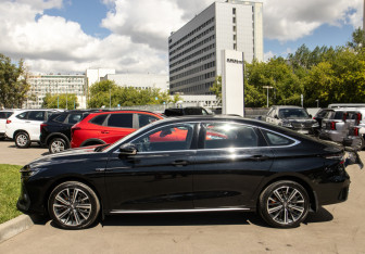 Подержанный автомобиль Chery Arrizo 8 2023 года (6 фото)