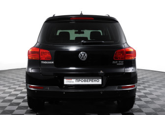 Подержанный автомобиль Volkswagen Tiguan 2011 года (6 фото)