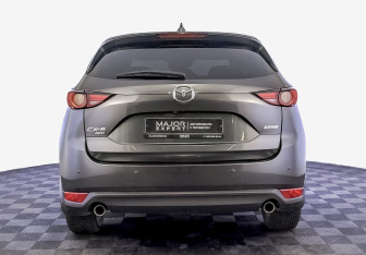 Подержанный автомобиль Mazda CX-5 2019 года (6 фото)