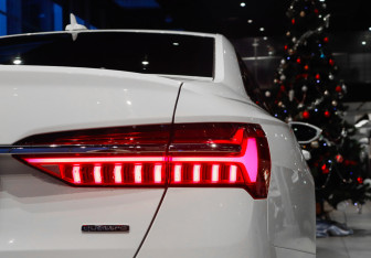 Подержанный автомобиль Audi A6 Sedan 2019 года (33 фото)