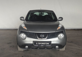 Подержанный автомобиль Nissan Juke 2014 года (2 фото)