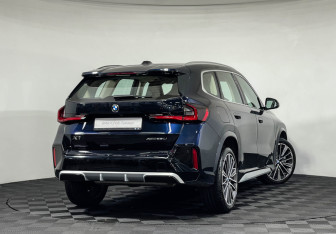 Подержанный автомобиль BMW X1 2025 года (2 фото)