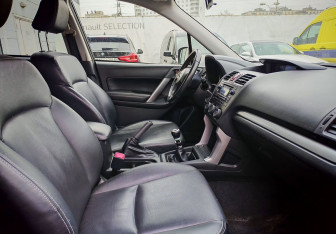 Подержанный автомобиль Subaru Forester Suv 2014 года (9 фото)